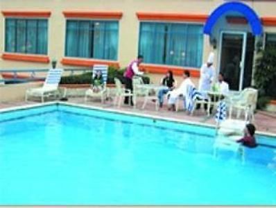 Semarak International Hotel Medan Buitenkant foto